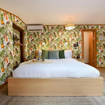 Lägenhet Historic Charm, Modern Comfort - In The Heart Of The Old Town *