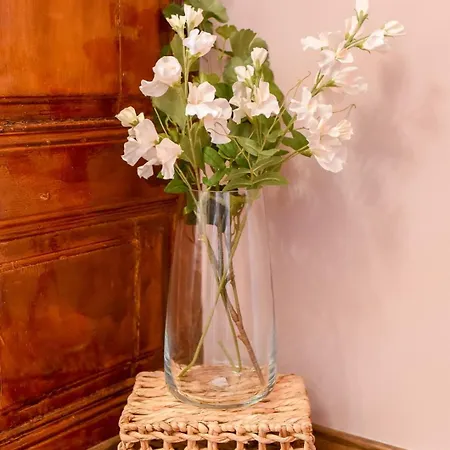 Historic Charm, Modern Comfort - In The Heart Of The Old Town Apartment Bucharest