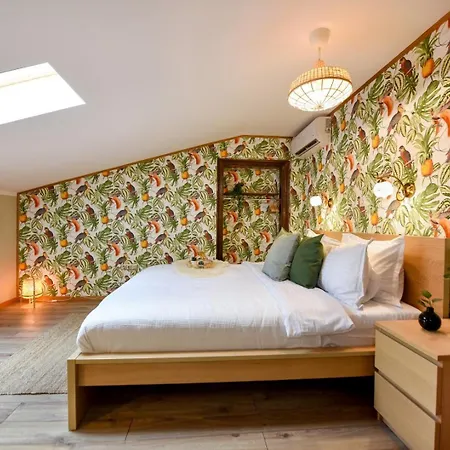 Lägenhet Historic Charm, Modern Comfort - In The Heart Of The Old Town Bukarest
